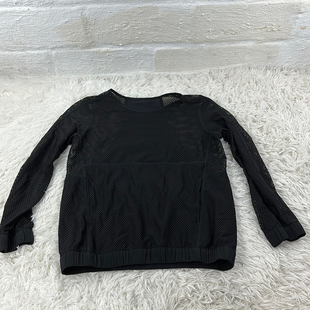 Lululemon Mesh On Mesh Pop Over Black